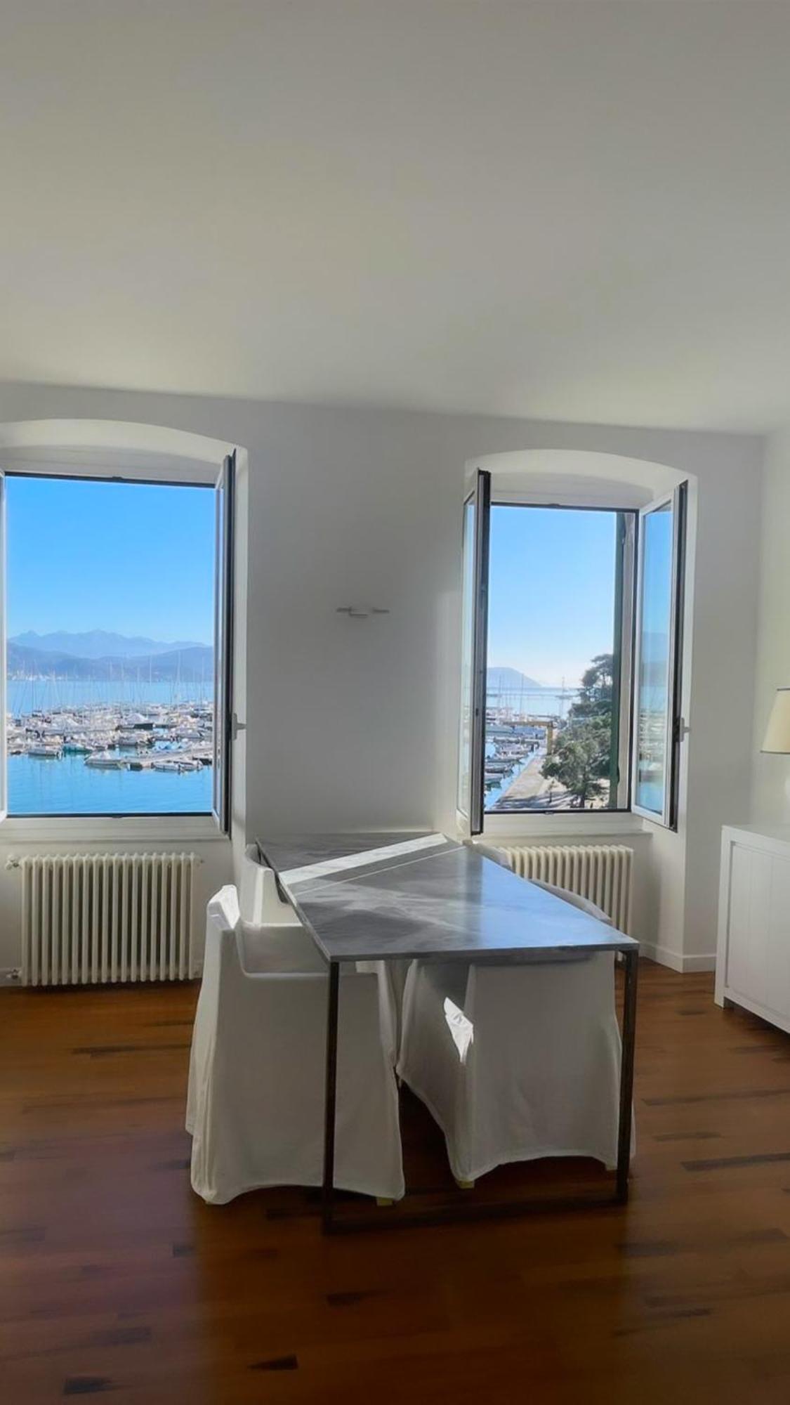 About Italy Holiday Rooms And Apartments ポルトヴェーネレ エクステリア 写真