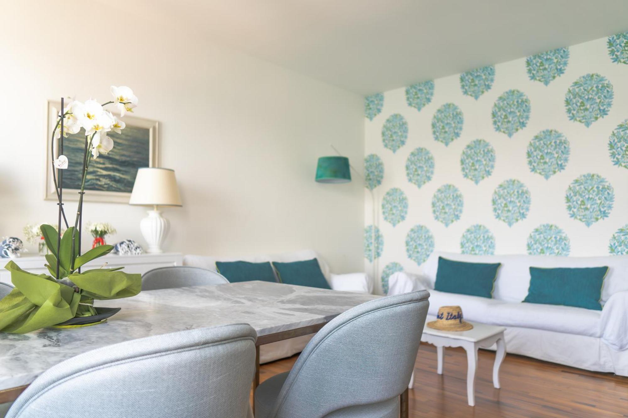 About Italy Holiday Rooms And Apartments ポルトヴェーネレ エクステリア 写真