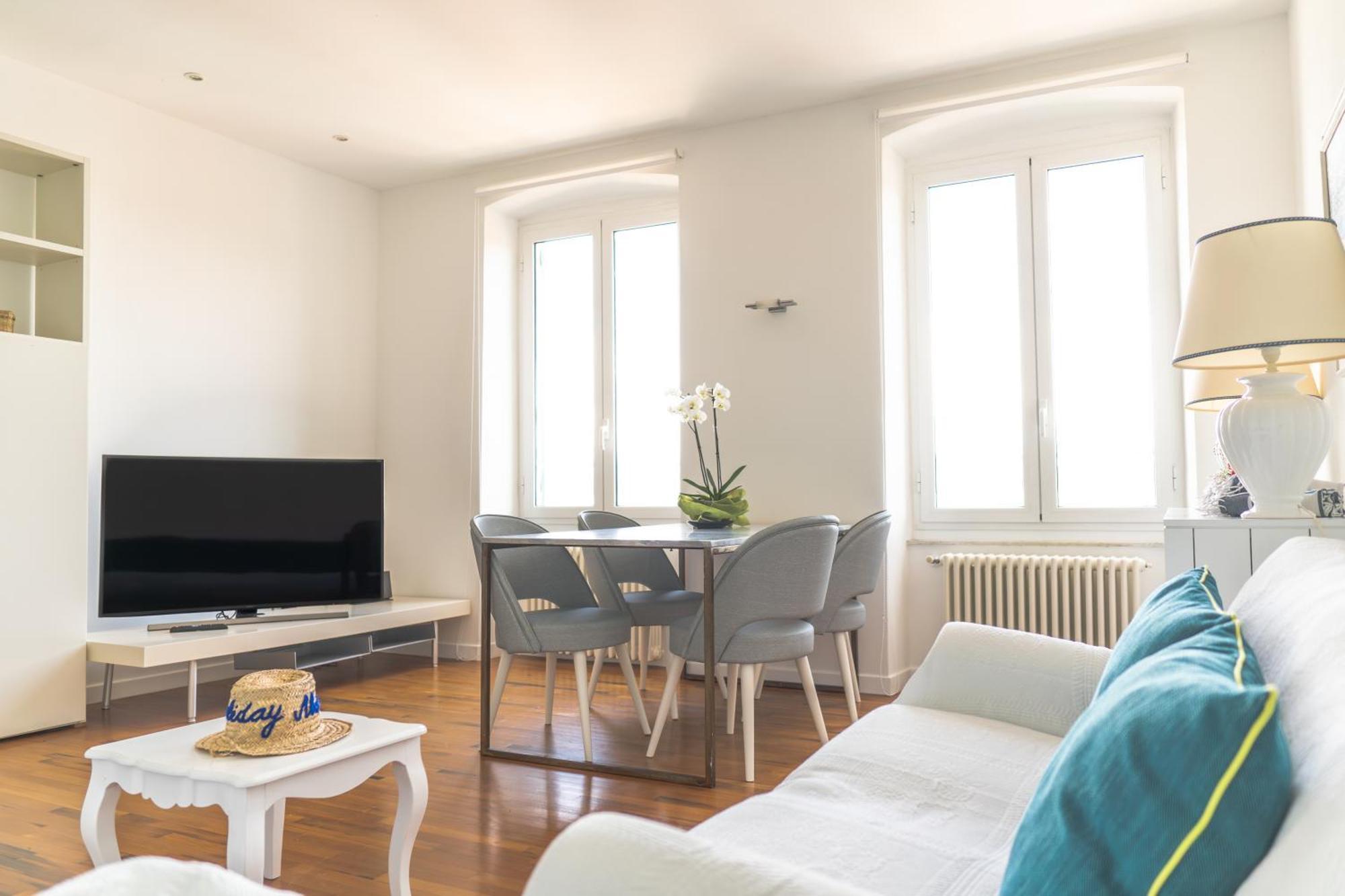 About Italy Holiday Rooms And Apartments ポルトヴェーネレ エクステリア 写真